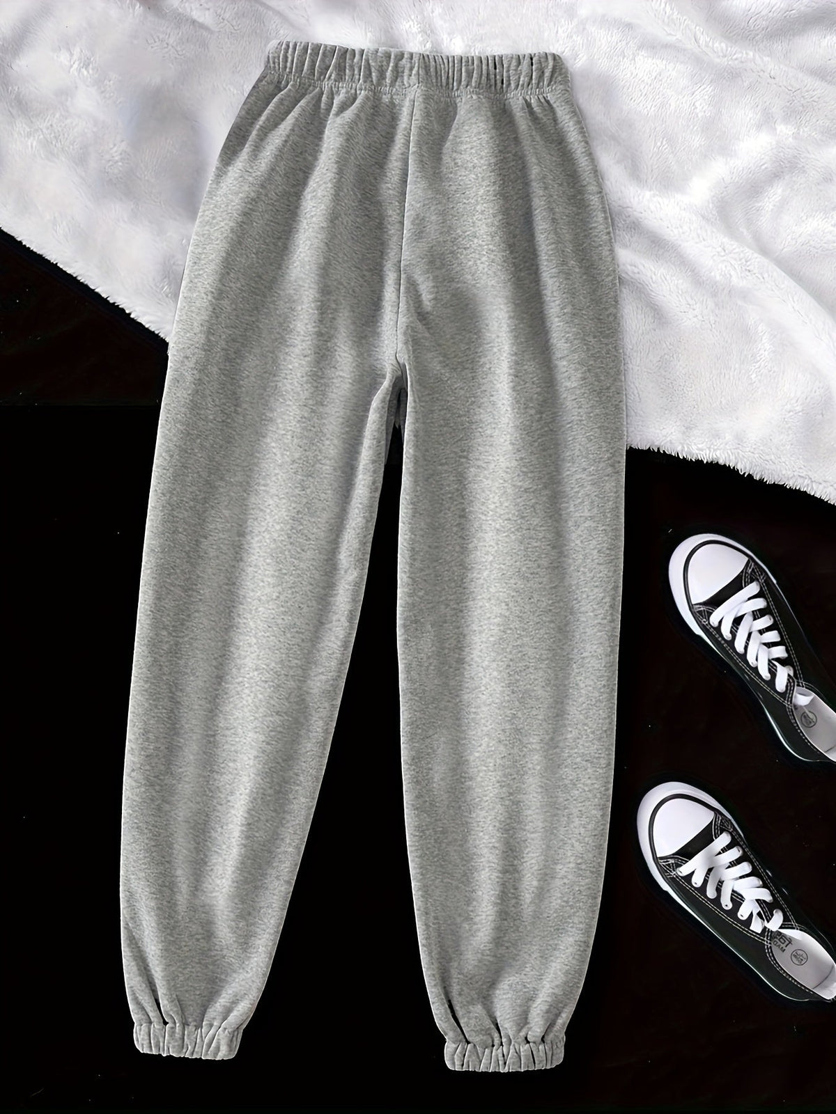 Tapered Joggers with Adjustable Drawstring and Relaxed Leg Cut