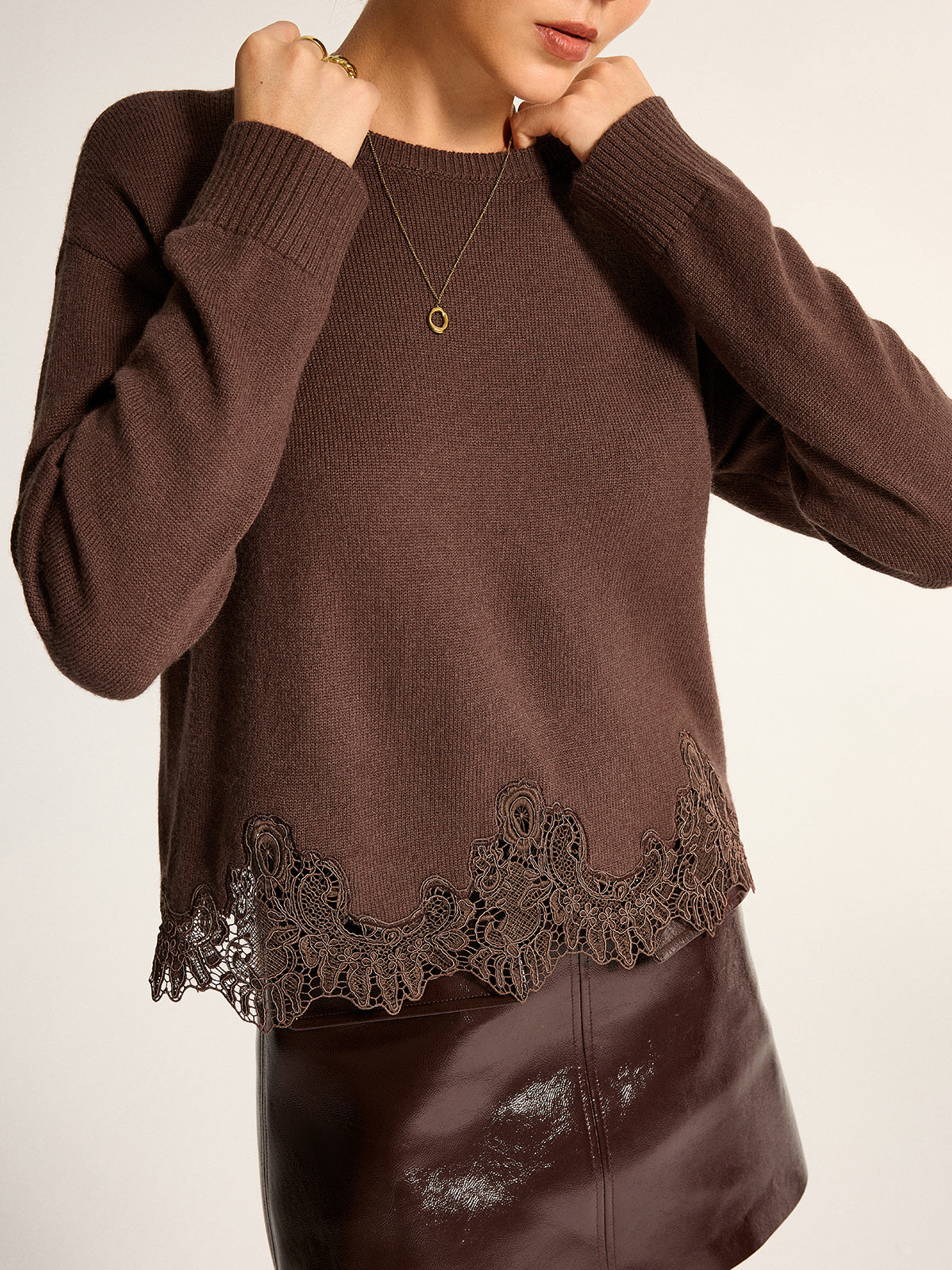 Acrylic Nylon Wool Pullover Sweater with Medium Stretch and Hip-Length Coverage