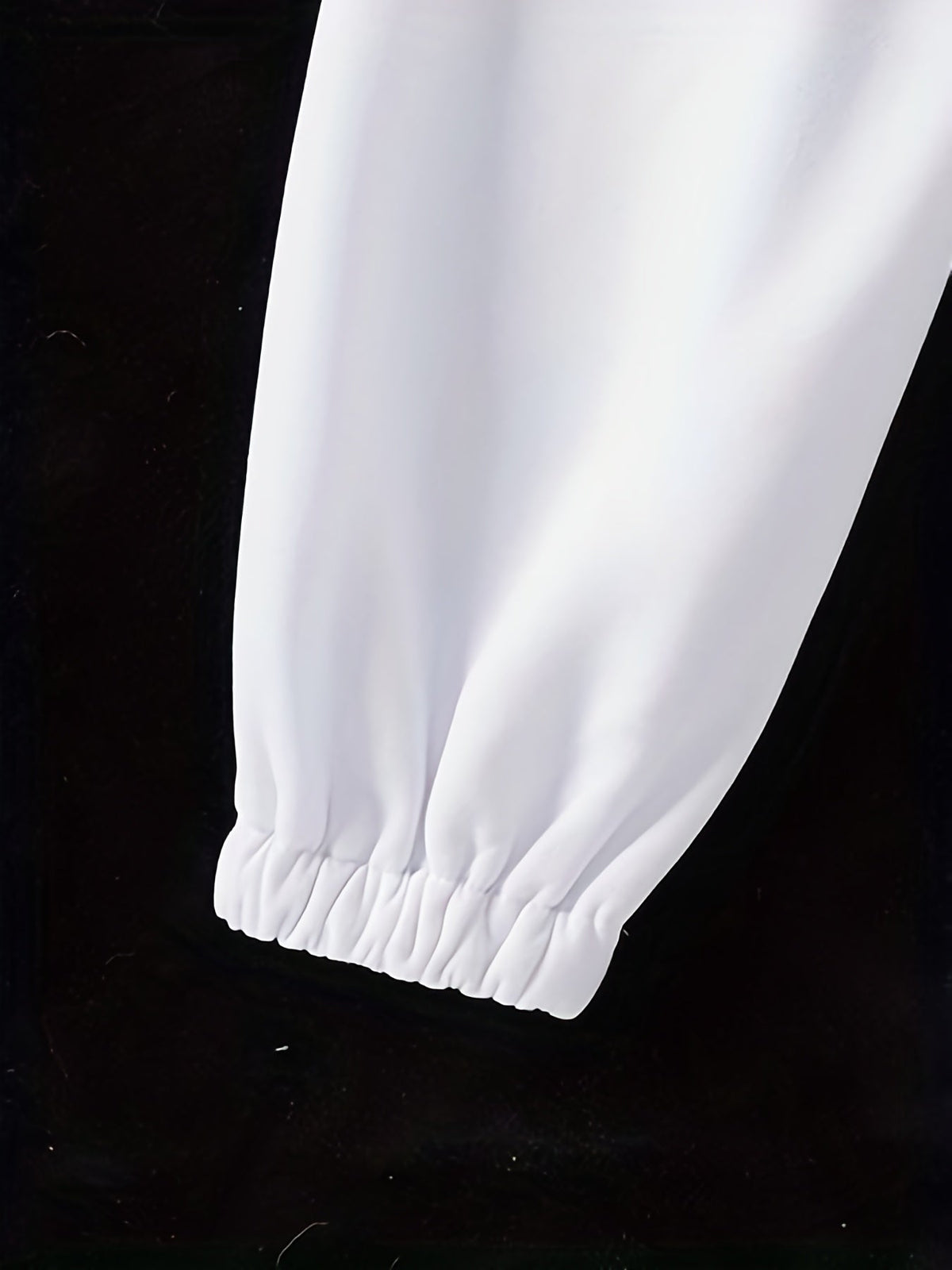 Tapered Joggers with Adjustable Drawstring and Relaxed Leg Cut
