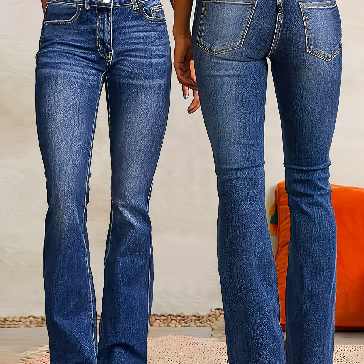 High Rise Flare Jeans with Stretch Fabric and Washed Finish, Functional Pockets