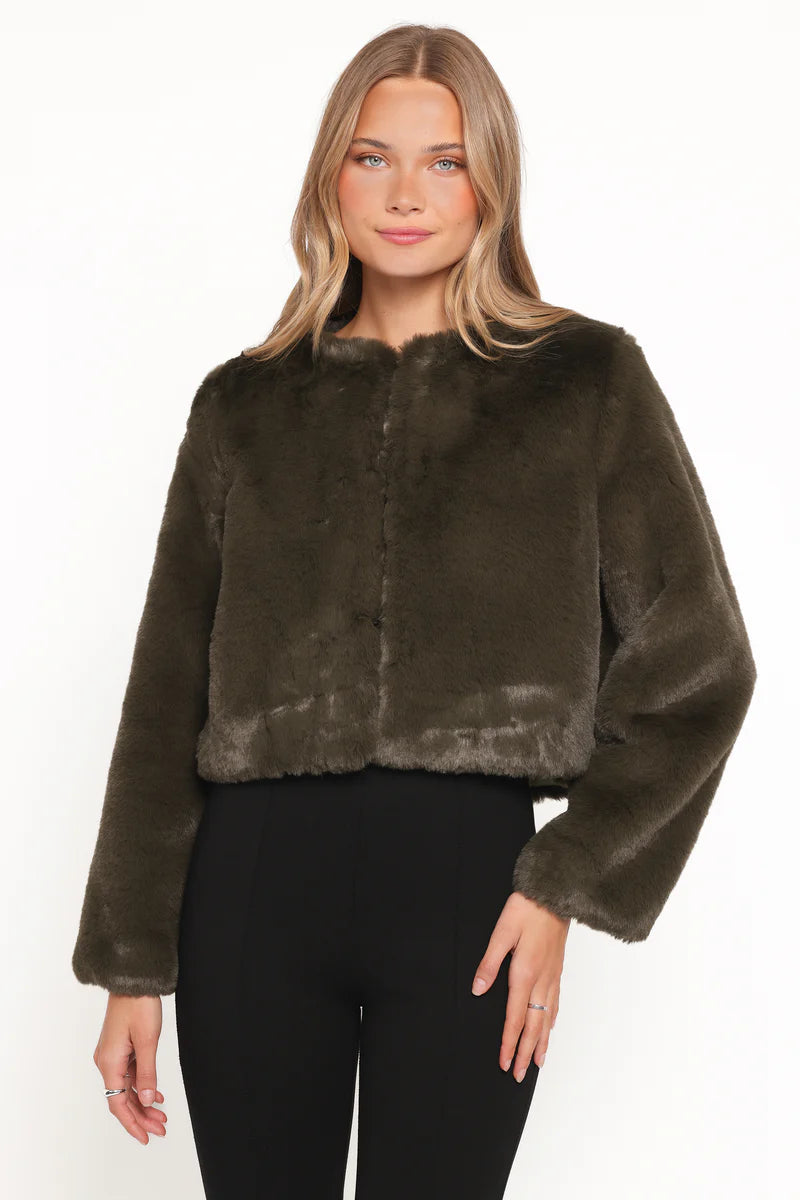Women’s Cropped Faux Fur Jacket, Soft Lined Winter Jacket