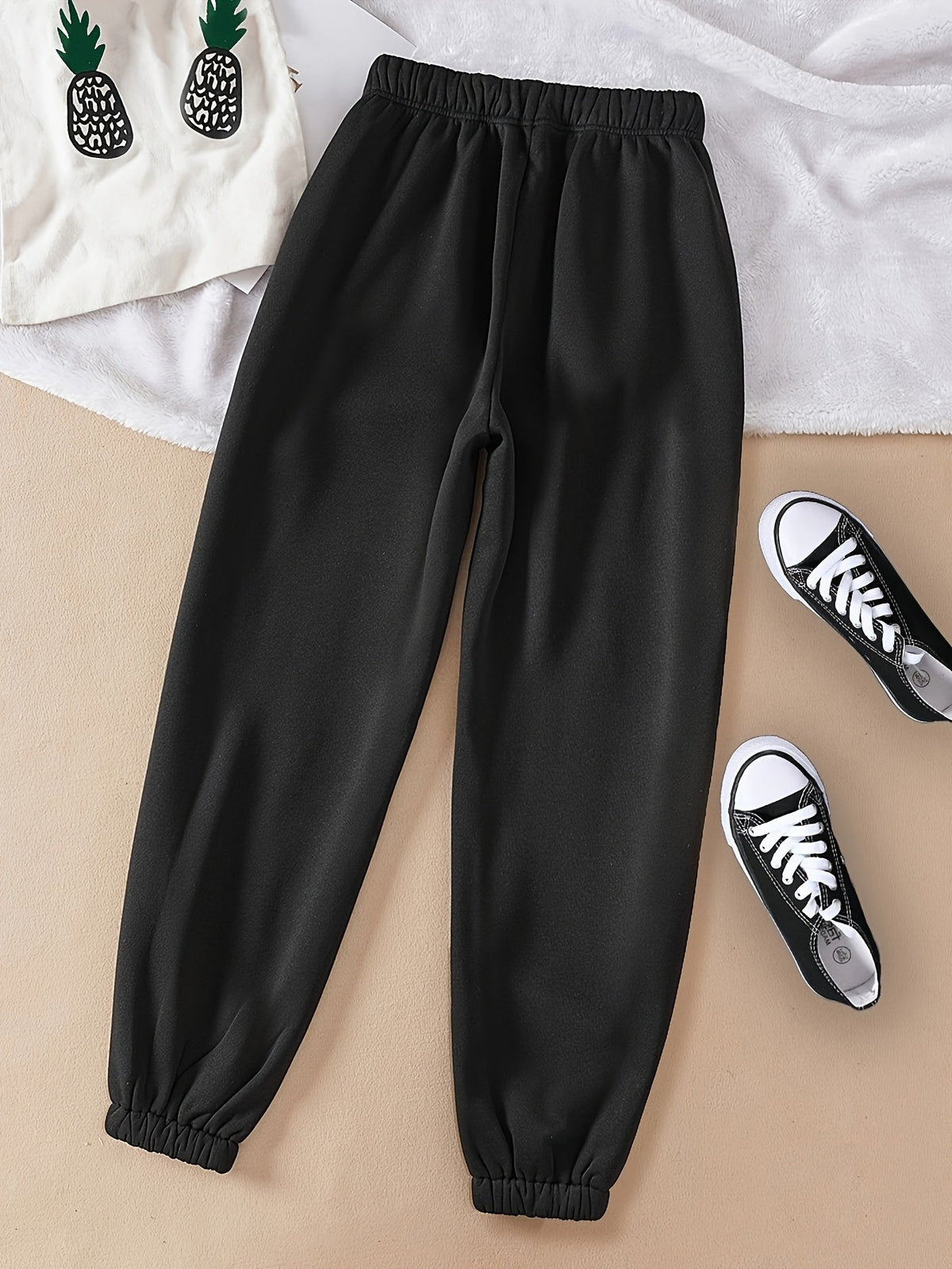 Tapered Joggers with Adjustable Drawstring and Relaxed Leg Cut