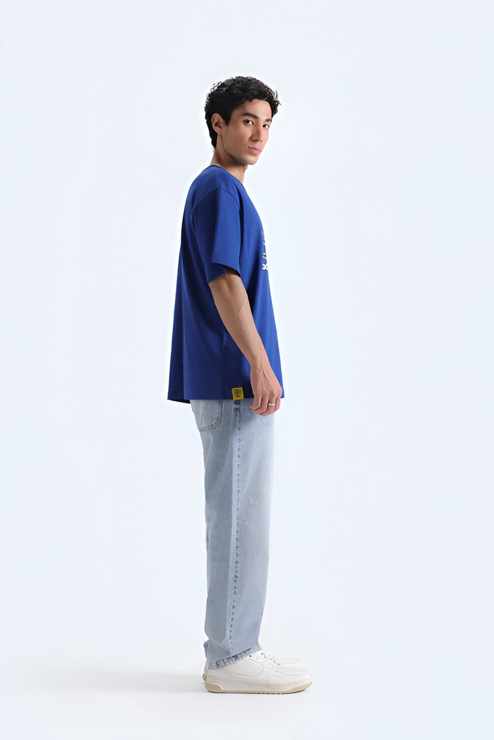 Men’s T-Shirt With Label Patch, Crew Neck