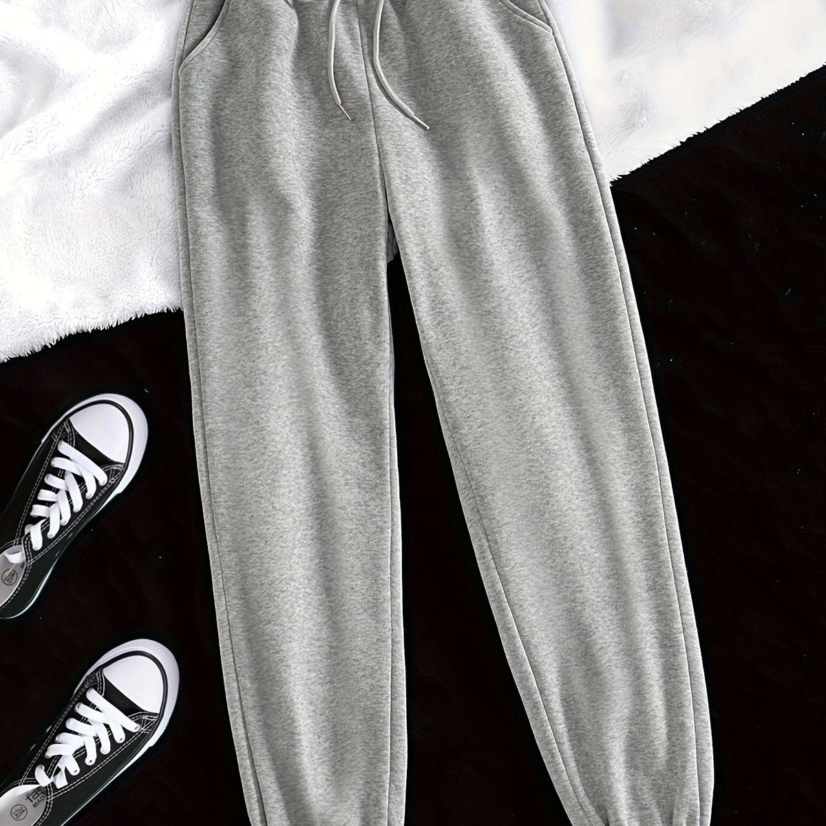 Tapered Joggers with Adjustable Drawstring and Relaxed Leg Cut